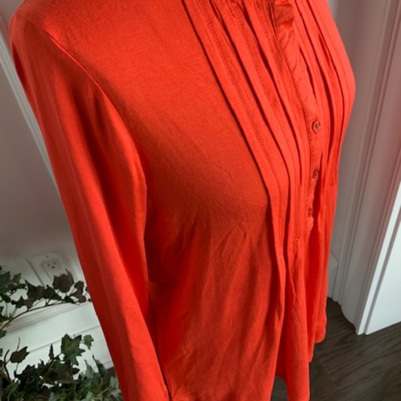 Joseph A NWT Women's Pleated Knit Top - Picture 2 of 7